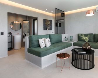 Iphimedeia Luxury Hotel & Suites - Naxos - Obývací pokoj