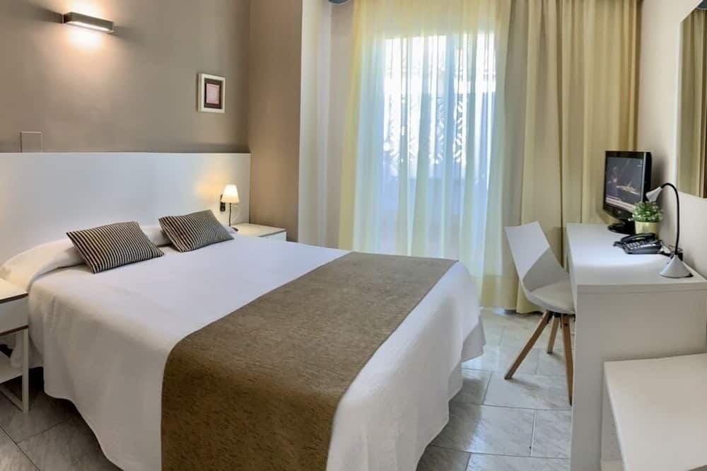 هوتل يانسولا