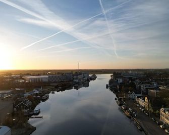 Boetiek hotel Parel aan de Zaan near Zaanse Schans and Amsterdam - Wormerveer - Outdoor view
