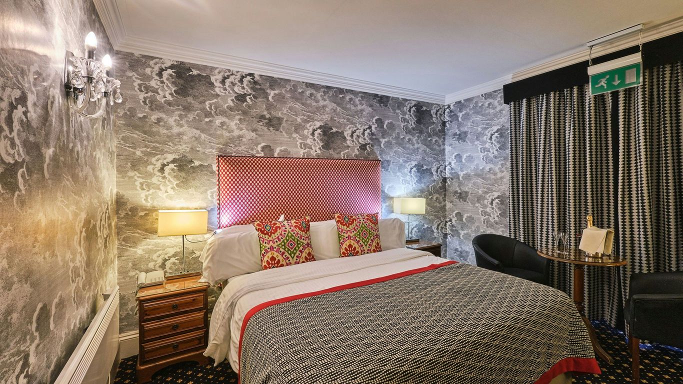 New House Country Hotel