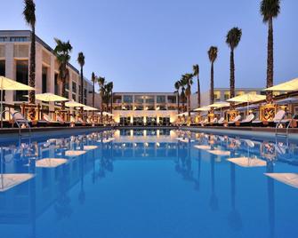 Anantara Vilamoura Algarve Resort - Vilamoura - Pool