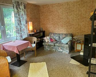 Holiday house Oranienburg for 1 - 2 persons with 1 bedroom - Holiday home - Oranienburg - Salon