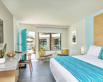 Twin Palms Resort - A Gay Men's Resort - Palm Springs - Bedroom