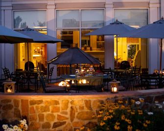 Hilton Garden Inn Denver Airport - אורורה - פטיו
