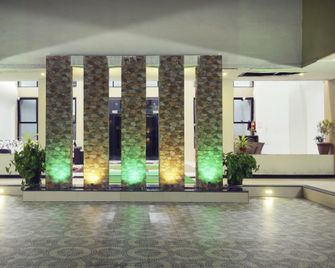 Hotel Girija - Junnar - Lobby