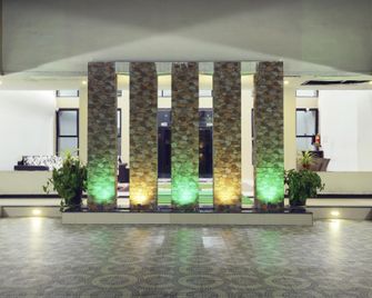 Hotel Girija - Junnar - Lobby