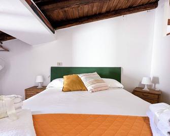 Calauriia Apartments Marzamemi - Marzamemi - Camera da letto