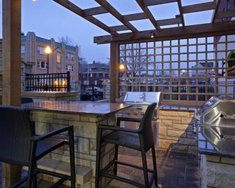 Homewood Suites by Hilton Rochester Mayo Clinic Area/ Saint Marys - Rochester - Makuuhuone
