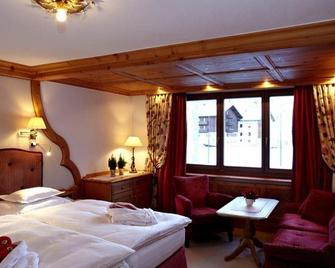 Sporthotel Lorünser - Zürs - Habitación