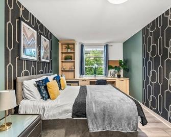 Spacious Central Manchester Apartment - Sleeps 8 - Μάντσεστερ - Κρεβατοκάμαρα