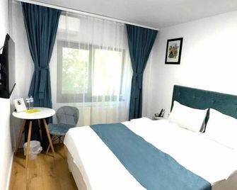 3 Baneasa Airport - Bucharest - Bedroom