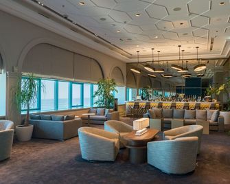 International Hotel Casino & Tower Suites - Goldstrand - Lounge