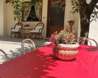 Al Centesimo Chilometro - Ristoro del Pellegrino - Montefiascone - Binnenhof