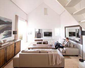 Strandloper Ocean Boutique Hotel - Paternoster - Living room