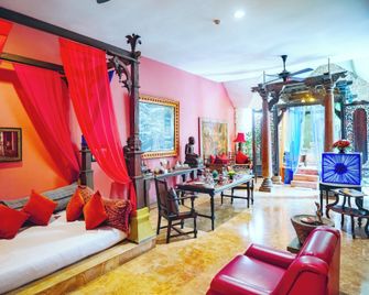 Hotel Tugu Malang - Malang - Living room
