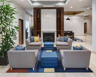 Hyatt House Hartford North Windsor - Windsor - Lobby