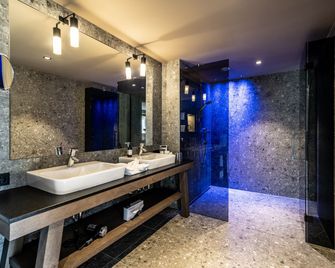 Dolomiten Residenz - Sporthotel Sillian - Sillian - Bathroom