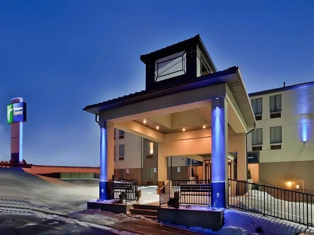 Holiday Inn Express Osage Bch - Lake Of The Ozarks By IHG - Osage Beach - Building