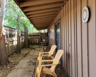 Home of the Brave - Lawton - Patio