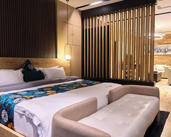 Brickspoint Boutique Aparthotel Asokoro - Maitama - Bedroom