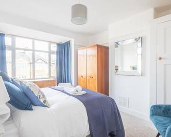 Charming Central Family Home - Cambridge - Schlafzimmer