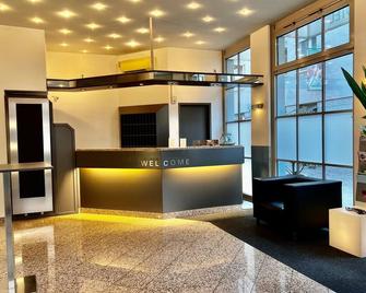 Alfa Hotel - Superior - Karlsruhe - Rezeption