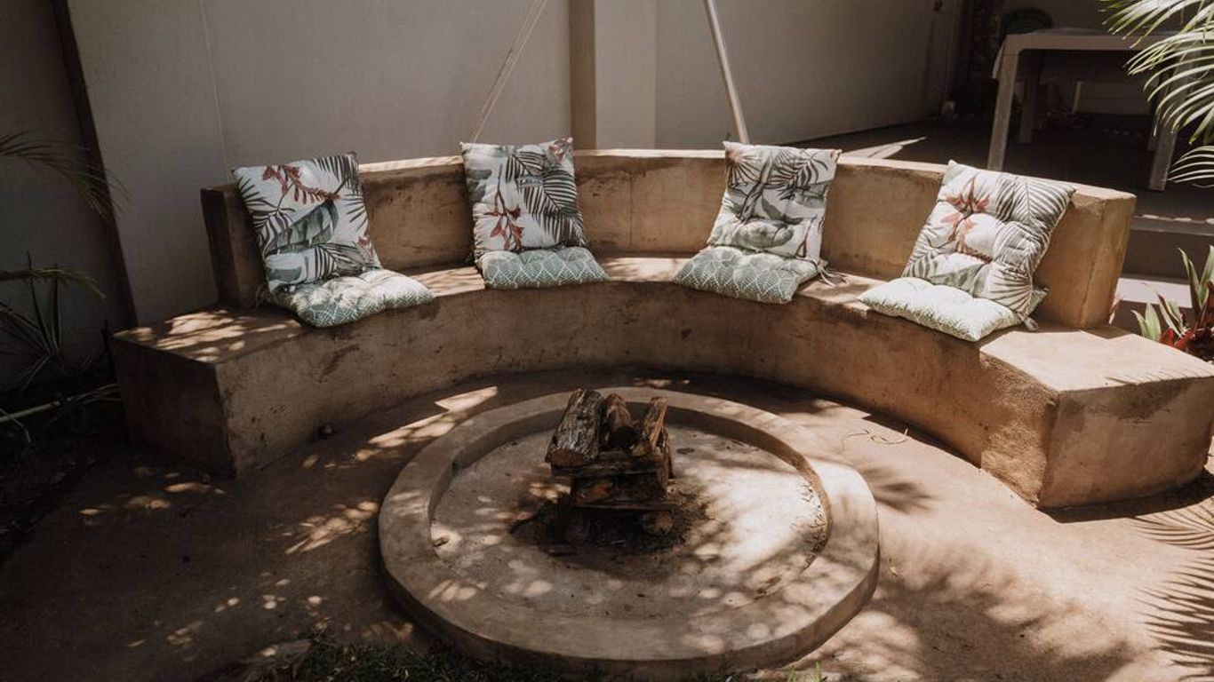 海灘民宿旅館 - 烏蘭加