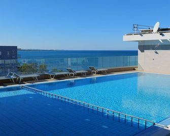 Hotel Triumf Shengjin - Shengjin - Piscine