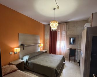 Hotel L'Approdo - Brindisi - Habitación