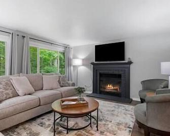 The Best Kept Secret ! Sisterbay - Sister Bay - Living room