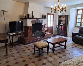 Grande Maison Jardin Cours Centre Ville - Florac - Salon
