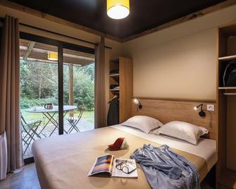 Huttopia Pays de Cordes sur Ciel - Albi - Chambre