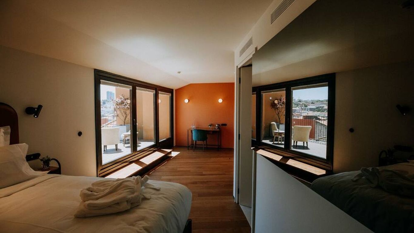 Exmo Hotel by Olivia