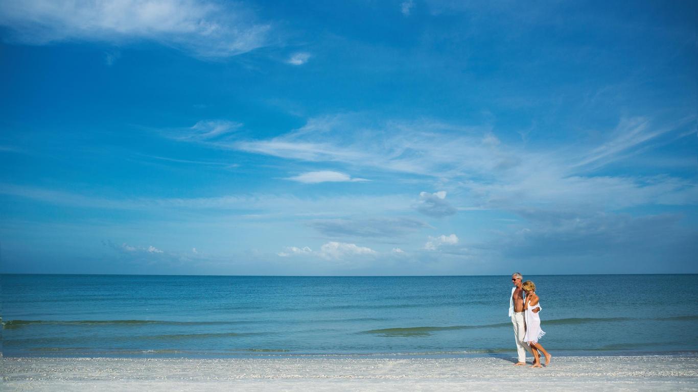 هوليداي إن إكسبرس هوتل نابلز داون تاون - ينث أفينيو