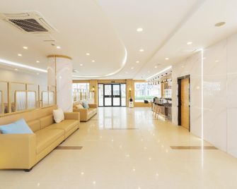 Shell Hotel (Xuzhou Xinyi Nanjing Road Railway Station) - Suqian - Lobby