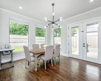 Glam Paradise 5brs Downtown Dallas - دالاس - غرفة طعام