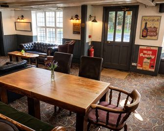 The Tower Arms Hotel - Iver