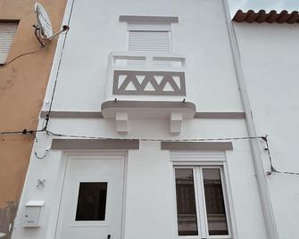 Cantinhos Da Serra e Sopé, Soure - Soure - Edificio