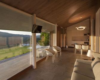 كاباناس ديلوكس باساجوان باسوا باي إريساري لاند - إيجانتزي - غرفة معيشة