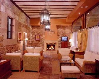 Hotel Palacio Guevara - Treceño - Lounge