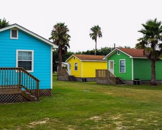 Bayshore Lodge 123 Rental Port O'connor, Tx - Port O'Connor - Building