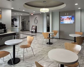 Motel 6 Weslaco Tx - Weslaco - Restaurant