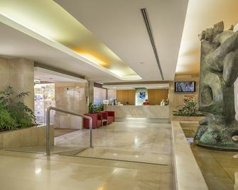 Interpass Vau Hotel Apartamentos - Portimão - Recepción