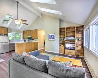 Peaceful Nashville Hideaway Near State Parks! - Nashville - Cocina