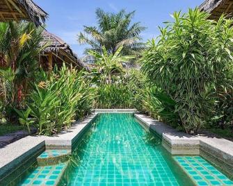 Bamboo Heaven Home - Rawai - Pool