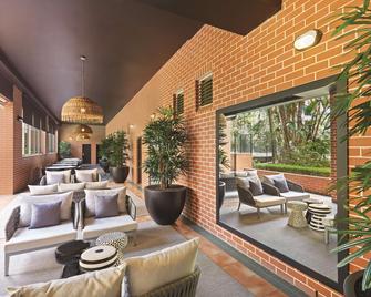 أدينا أبارتمنت هوتل سيدني ساري هيلز - سيدني - ردهة