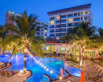 The Beach Boutique House - Karon - Pool