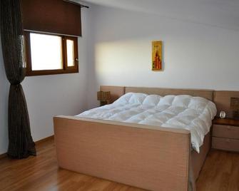 Gerani Private Villa - Gerani - Bedroom
