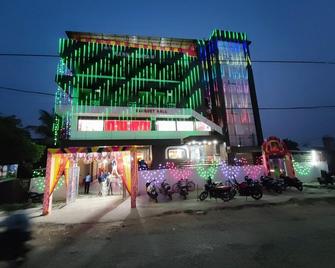 Hotel Kanha Shyam Madhubani - Madhubani - Building