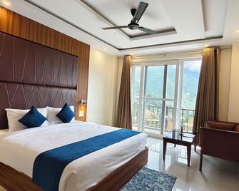 Hotel Luxeevista By Navodayans - Dharamshala - Soveværelse